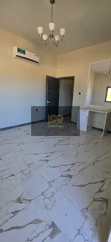 تصميم عصري وعملي ومساحات واسعة تناسب احتياجات العائلات