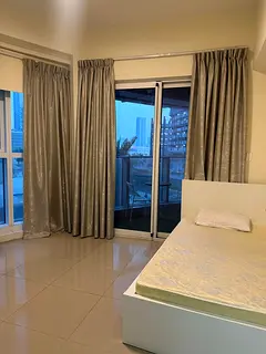Balcony room with shared bathroom || Reem Island || Gym/Pool access