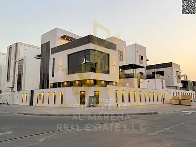 Corner villa in Al-Haliyo, 5000 sq ft, with a swimming pool, elevator, rooftop terrace, and very spacious interior. The price includes everything: ele