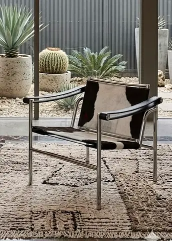 Le Corbusier style chair
