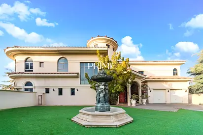 Vacant | Unfurnished or Furnished | Private Pool