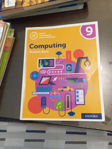 Textbook of Oxford international lower secondary computing student book 9