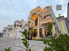 Villa for sale in Al-Haliyo 2, near Al-Yasmin Park and the mosque. Land area: 3300 sq m. Built-up ar