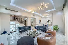 SINGLE ROW | SPACIOUS LAYOUT | PRIVATE GARDEN | PRIME LOCATION