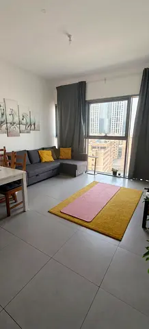 1 bedroom in Reem island. Continued contract