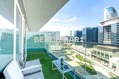 Canal View | Mid floor | Vacant!