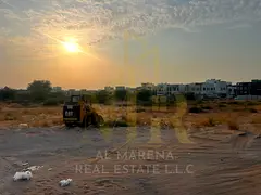 For sale: 6 adjacent plots of land – a rare investment opportunity, including registration and own