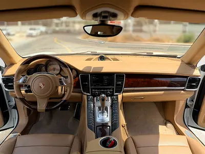 2013 Porsche PANAMERA — миниатюра 5