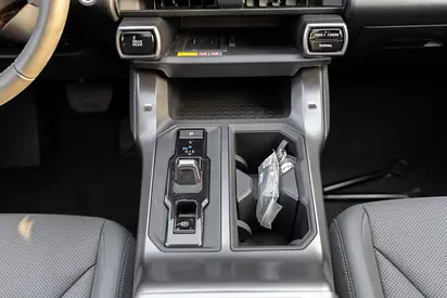 2026 Toyota RAV 4 照片 14