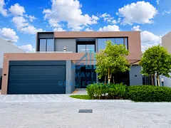 Park View ~ Landscaped ~ Freehold ~ Gated Community