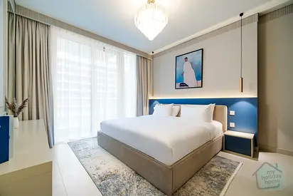 Beach Mansion 2 | Waterfront 1BR Stay