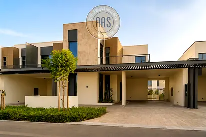 Spacious 4BR Villa | Maid's Room | Close to Park & Pool