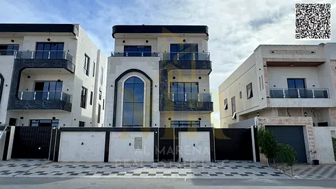Luxury villa, two floors and a roof, located close to services, freehold ownership, price includes registration fees