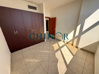 TOP FLOOR | CITY VIEW | BUILT-in CABINET | 4 PAYMENTS | CENTRAL | 4 PAYMENTS