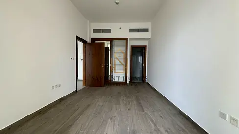 High Floor - Luxury Living - Best price!