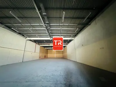 Warehouse with 50 kw power 9,270 SQFT No DREC 20% Tax in RAS AL kHOR