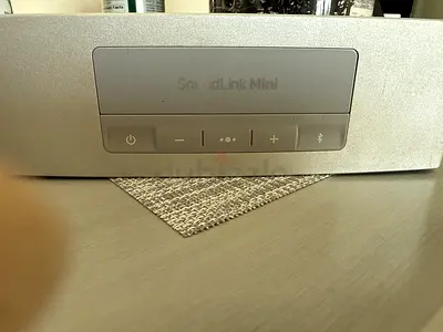 SoundLink Mini Bluetooth Speaker (silver) - good condition