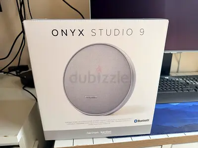 Harman Kardon Onyx Studio 9 Bluetooth Speaker - Like New, Boxed