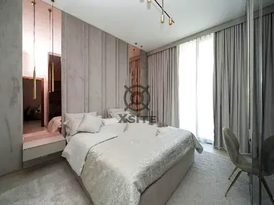 Lavish 1 BR | Fully Furnished | Well-Lit