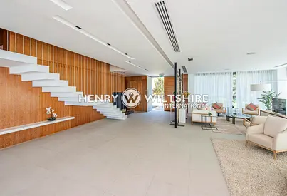 Contemporary luxury directly on and over the sea!