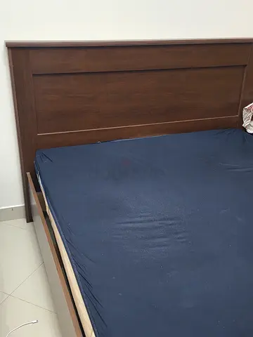 Modern Wooden Queen Size Bed Frame