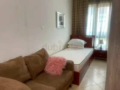 Dubai Marina Bedspace and Near Metro