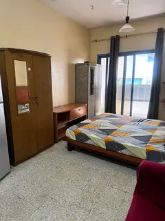 ROLLA STREET-FAMILY ROOM FOR RENT