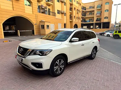 Nissan Pathfinder SL 2018 | GCC Specs | Well Maintained