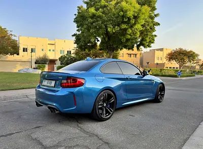 2017 BMW M2 — фото 4