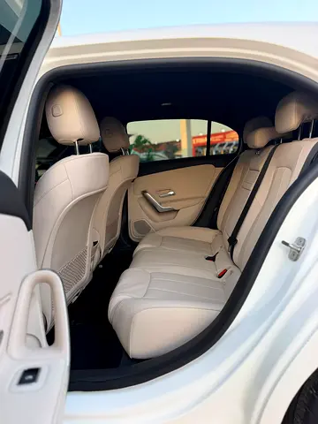 Mercedes-Benz A-Class A 220, миниатюра 12