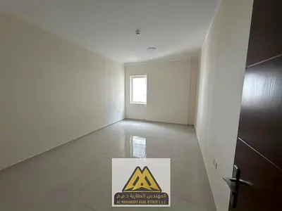 افخم شقه / ارقي التشطيبات / غرفه غسيل / تكيف مركزي / مساحه كبيره / صيانه فري / تسهيل ف الدفع