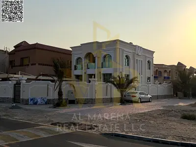 Corner villa on two streets, 5000 sq ft, price includes electricity, water and air conditioning