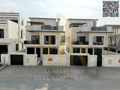 Two-story villa with a rooftop terrace at a special price, all fees included, in one of Ajman's most prestigious areas. Freehold ownership available t