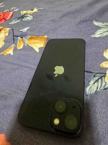 Iphone 13 128 gb tdra mint condition with box