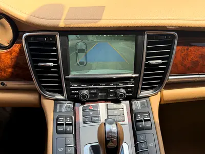 2013 Porsche PANAMERA — миниатюра 10
