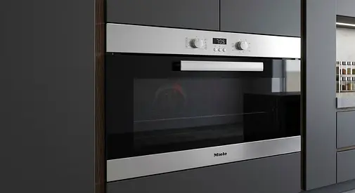 Miele Professional 90cm Built-In Electric Oven – German Quality Craftsmanship