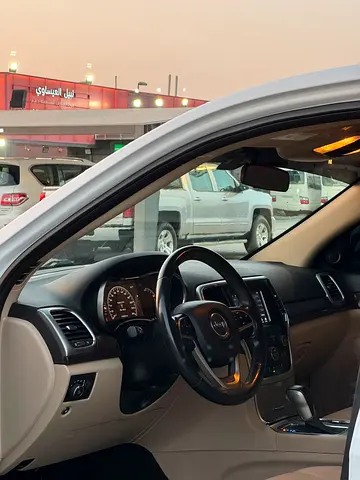 2018 JEEP GRAND CHEROKEE 照片 10
