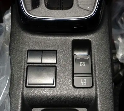 Toyota Urban Cruiser GLX, миниатюра 17