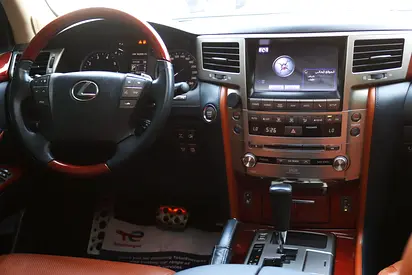 2014 Lexus LX-SERIES photo 16