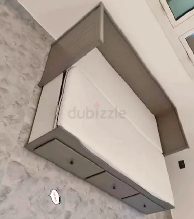 IKEA Hamnes Day bed with 3 storage drawers underneath and with 2 IKEA mattresses is available