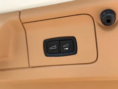 2013 Porsche PANAMERA — миниатюра 19
