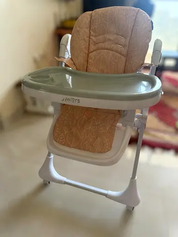 Adjustable Baby High Chair with Removable Tray - Light Beige