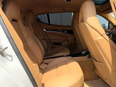 2013 Porsche PANAMERA — миниатюра 12