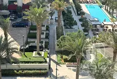 Spacious 1 BR| Fully Furnished| Creek Beach Access
