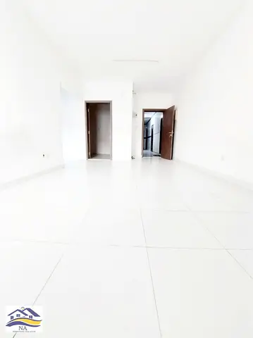 BRAND NEW FLAT INFRONT OF BUS STOP