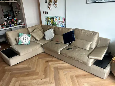 Beige L-shaped Leather Corner Sofa with Chaise - Comfortable 4-Seater