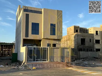 Two-story villa with luxurious finishes, located close to services and public facilities, at a negotiable price.