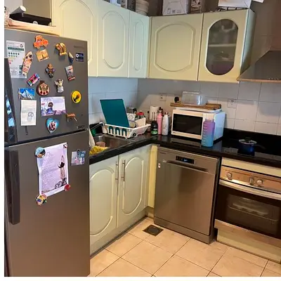 Cozy 1 BR in the heart of Dubai Marina Direct from the Landlord with Marina Views.     90K