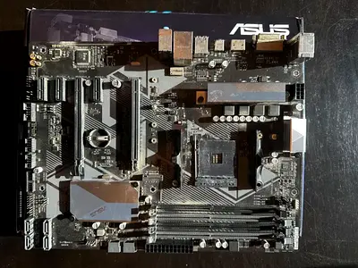 ASUS AM4 Motherboard (4 RAM slots) - Good working condition SELLING ARGENT ASAP