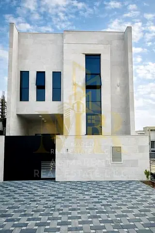 A 5-bedroom villa with a roof terrace and modern finishes is available at a special price, including registration fees.